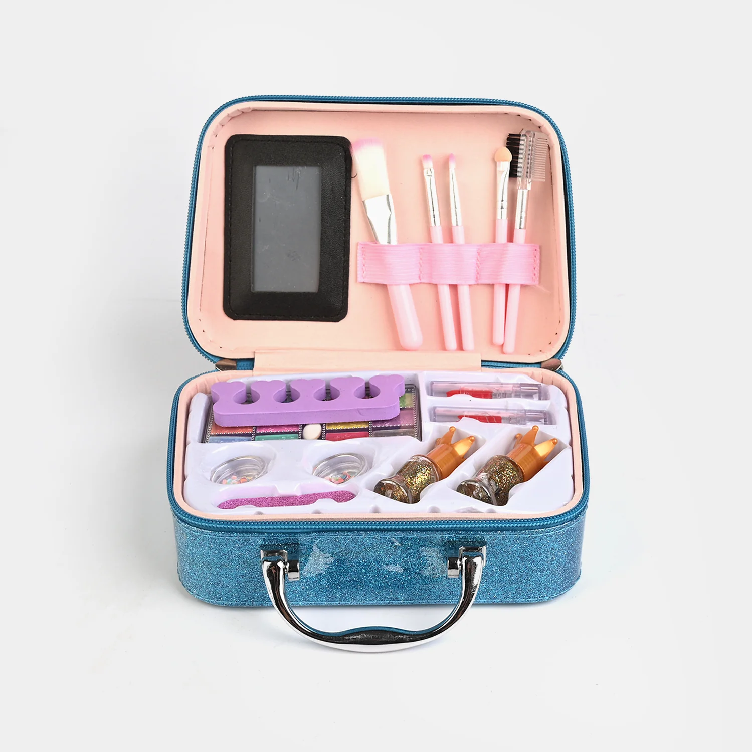 Blue Glitter Makeup Briefcase detail view - eyeshadows and brushes