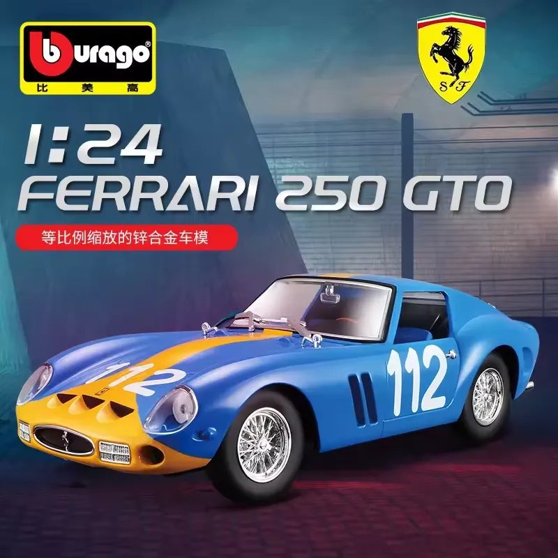 Bburago 1:24 Ferrari 250 GTO No. 112 studio promo image of the blue racing model