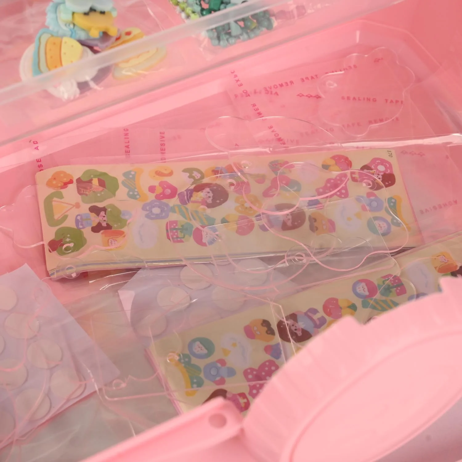 Portable Jewellery Making & Craft Kit open view - beads, charms, cord and decorative cream