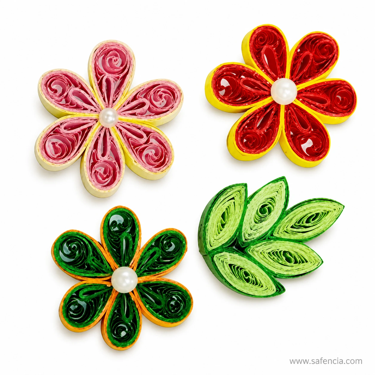 Two-tone petal framing detail on small paper quilling flowers