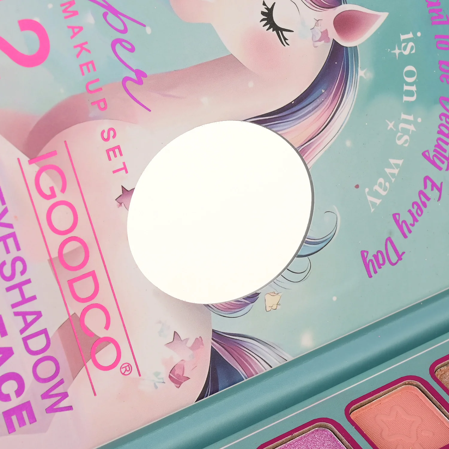 Unicorn 18-Colour Eyeshadow & Face Palette box view - cute unicorn art